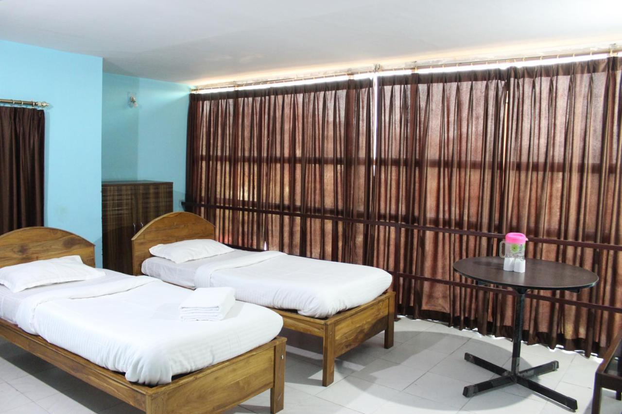 Lg Towers Hotel Guwahati Exterior foto